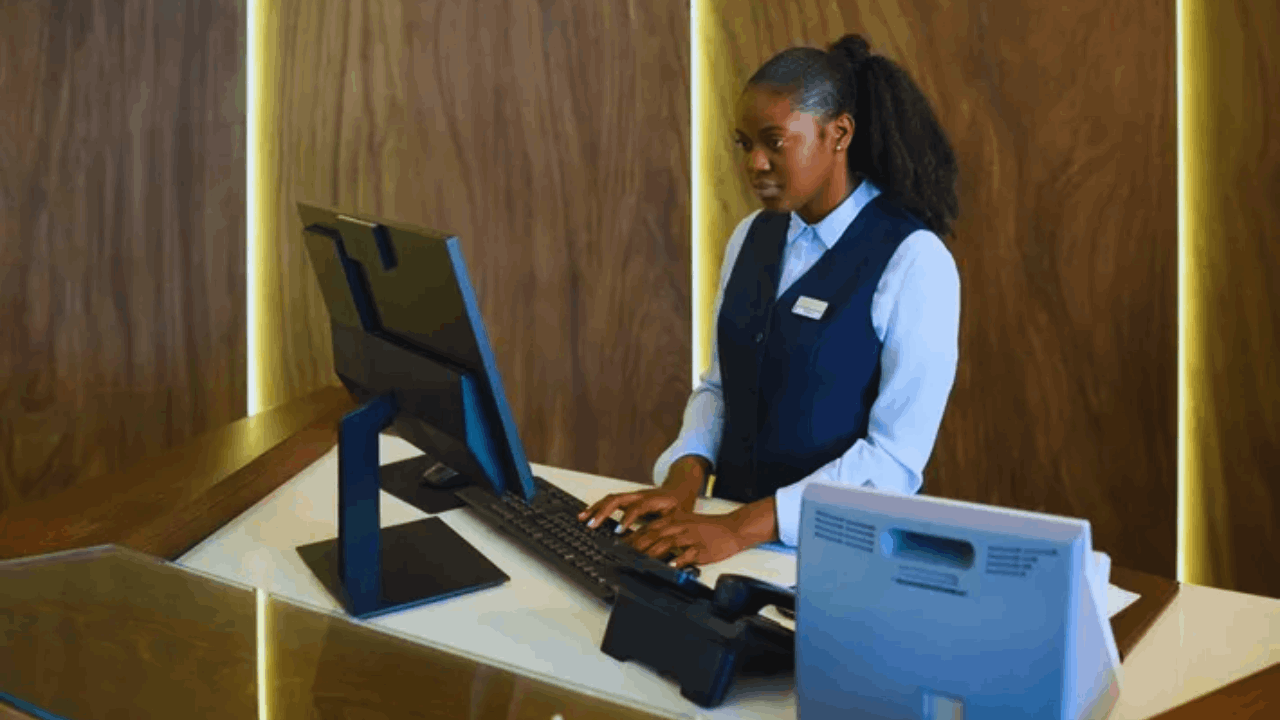 How to Apply for Hotel and Restaurant Jobs in Europe