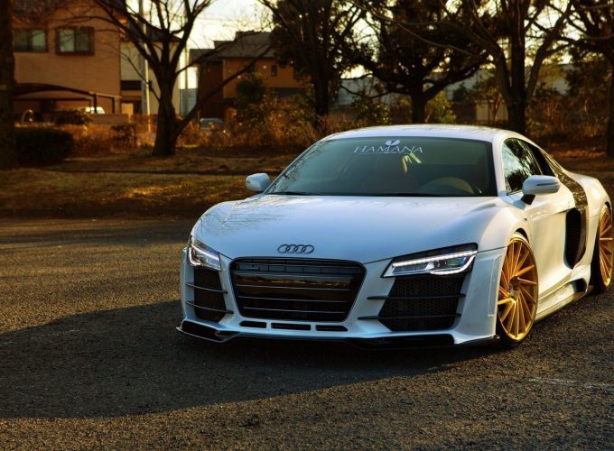 Audi R8 Front 1080p Wallpapers