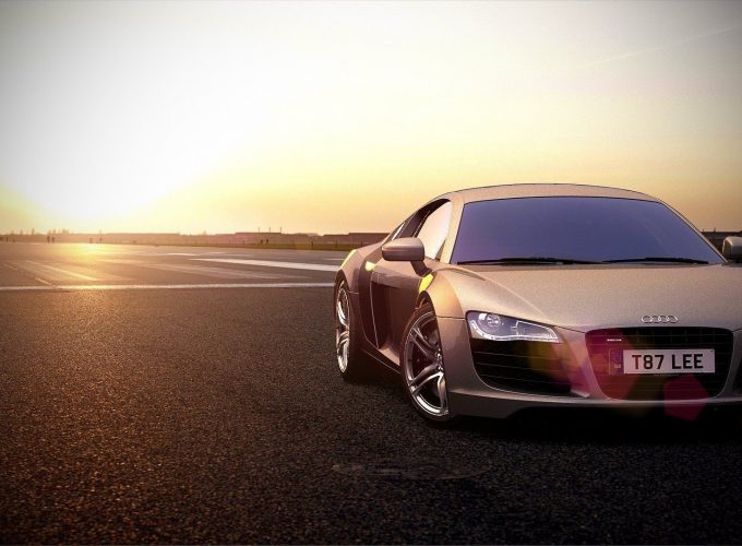Audi R8 Front Pictures