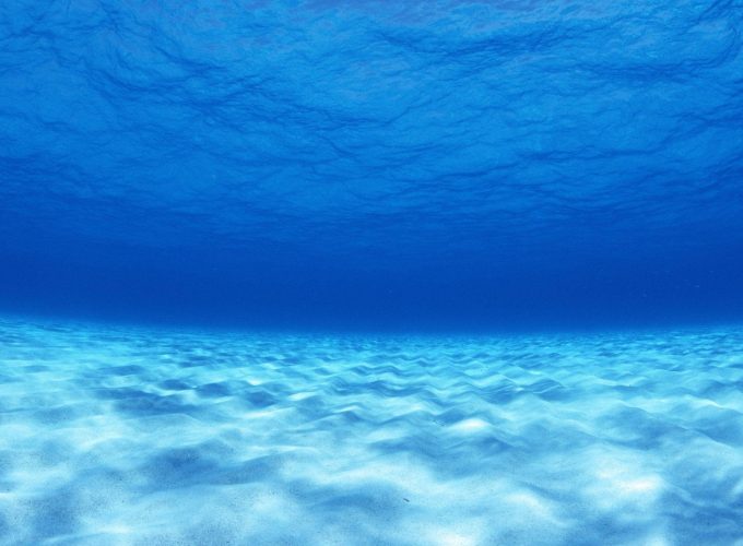 Underwater Windows Background