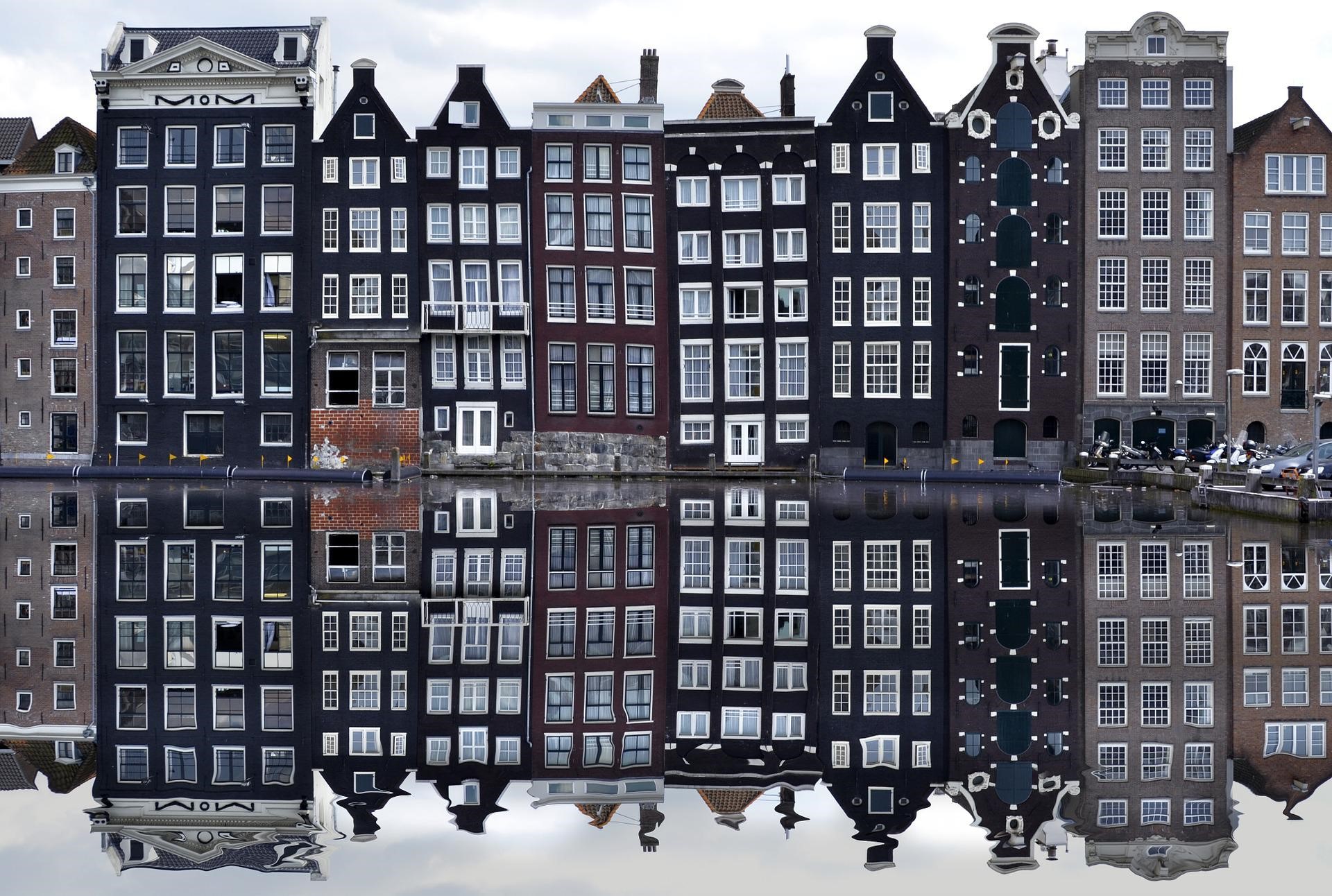 Amazing Buildings In The Amsterdam