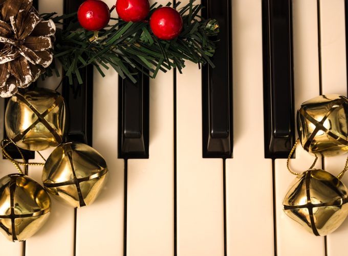 Christmas And Piano